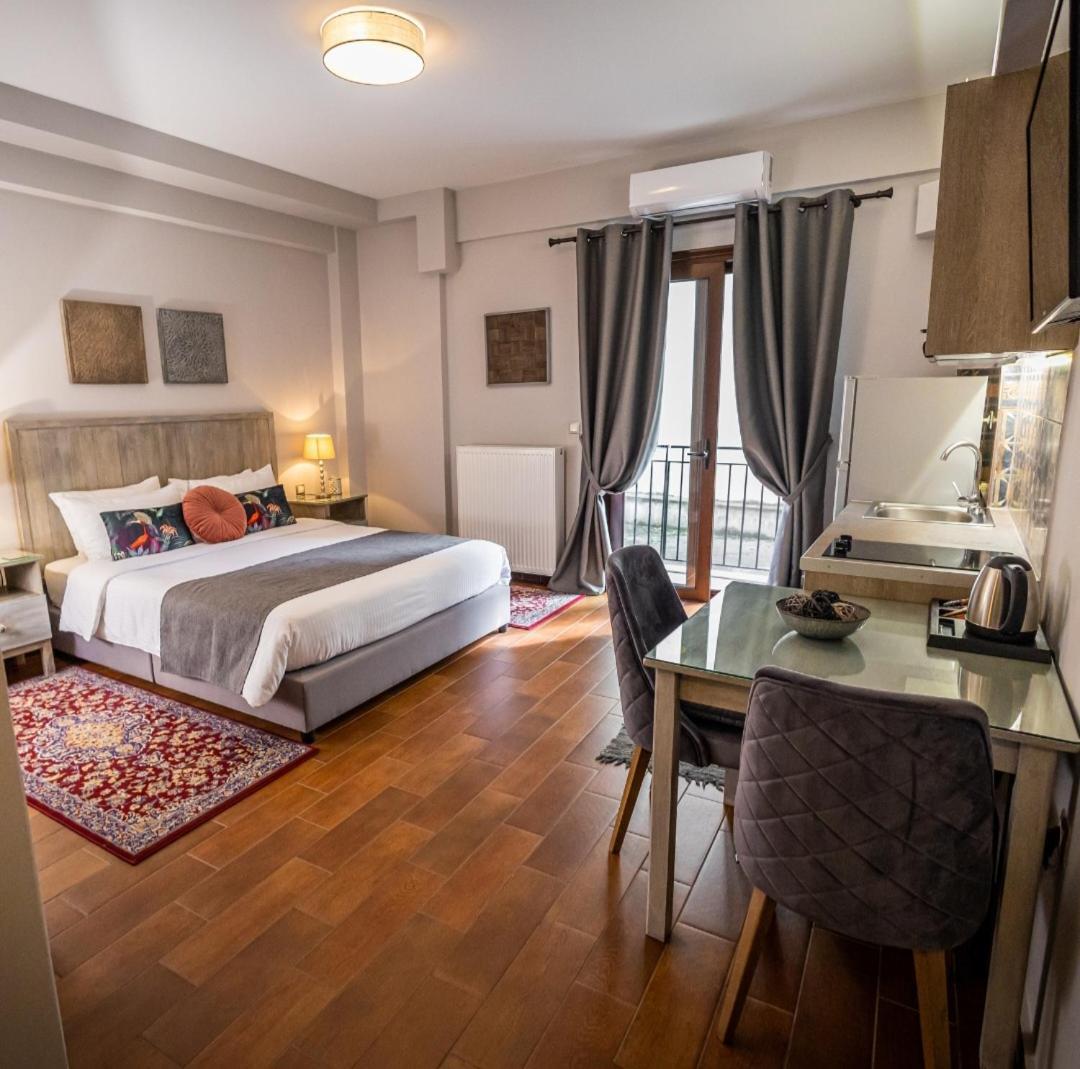 Maron Apartment